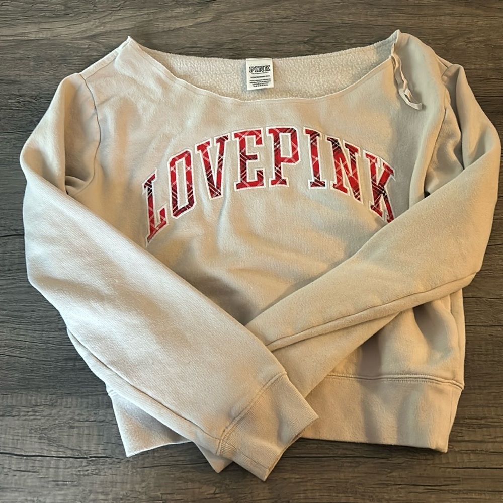 Victoria secrets pink shirt